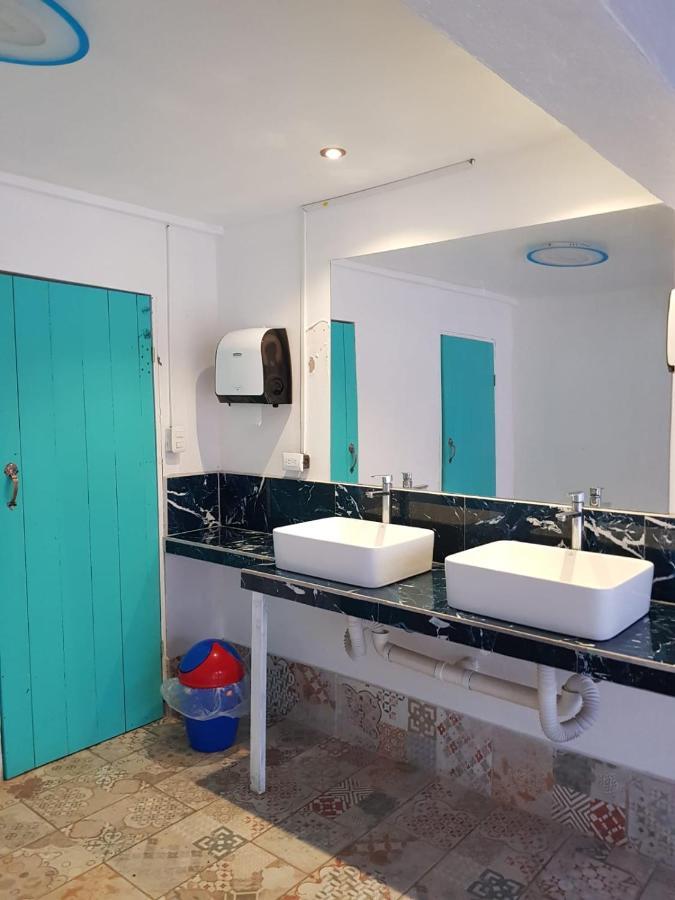 Hotel Puerto Viejo - Estd 1939 Puerto Viejo de Talamanca Dış mekan fotoğraf